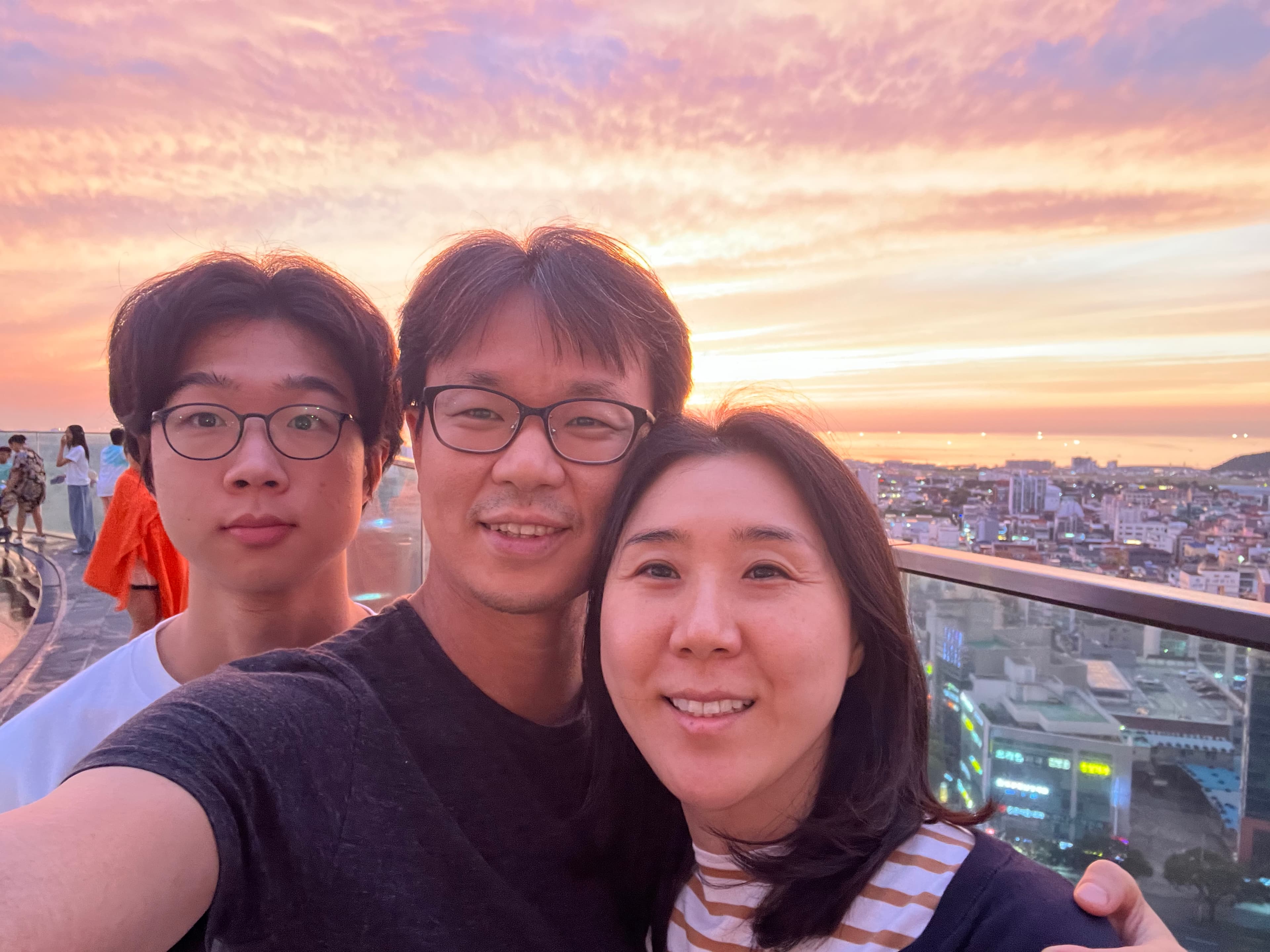 제주도 여행 마지막 밤은 멋진 석양과 함께